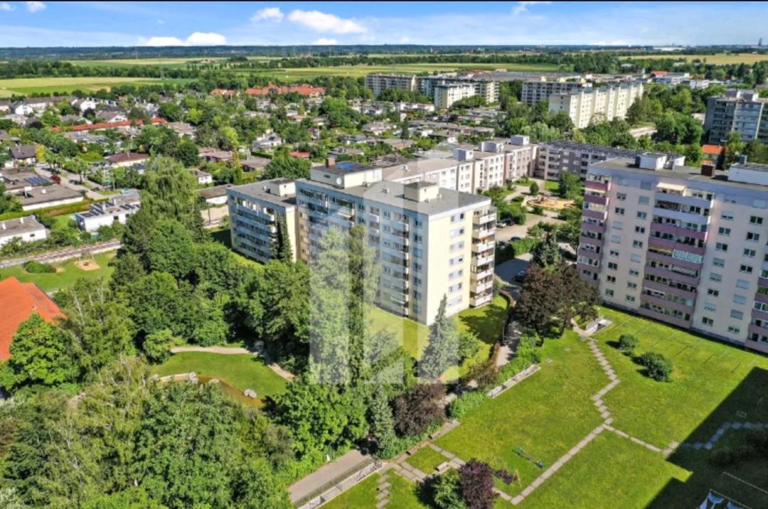 Moderne 3Zimmer Wohnung, In Koenigsbrunn Bei Augsburg Εξωτερικό φωτογραφία