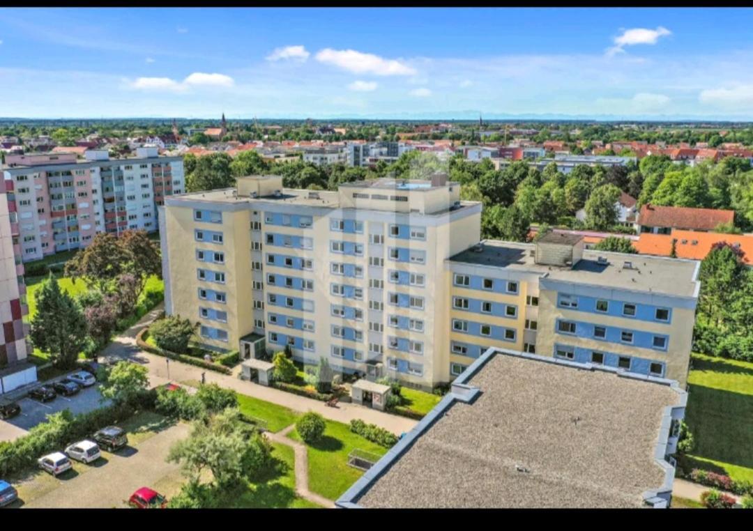 Moderne 3Zimmer Wohnung, In Koenigsbrunn Bei Augsburg Εξωτερικό φωτογραφία